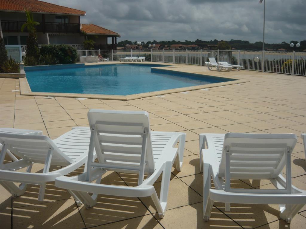 וייה-בוקו-לה-באן Appartements A Cote Lac Marin De Port D'Albret מראה חיצוני תמונה
